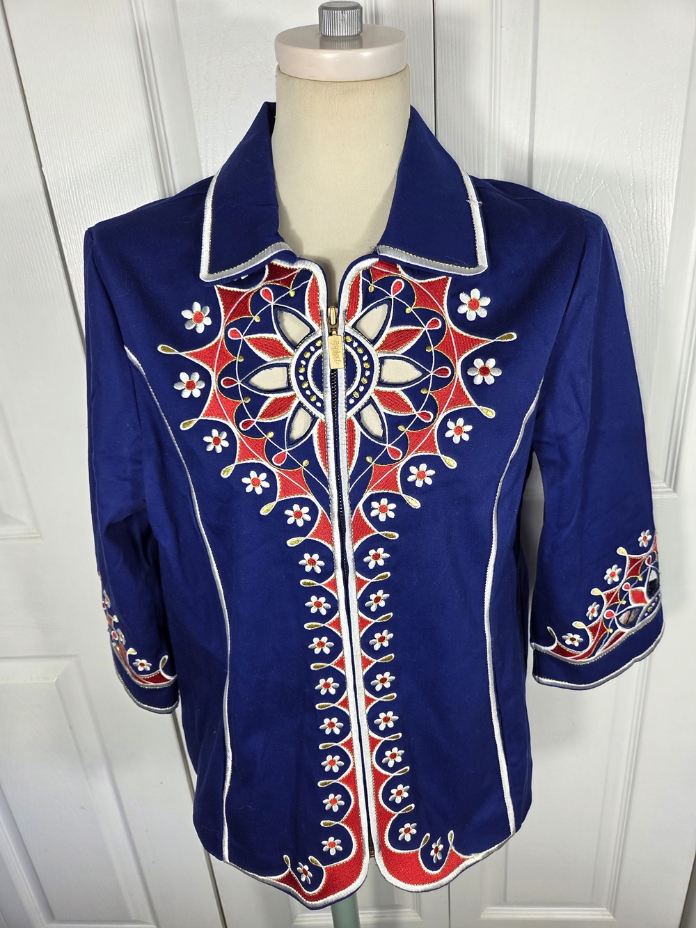 Bob Mackie Wearable Art Embroidered Jacket M